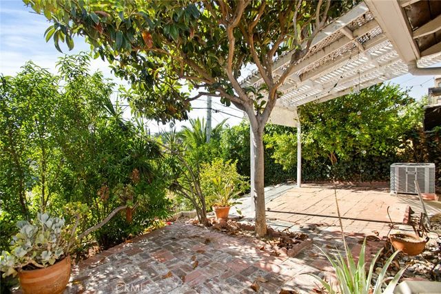 1901 Heidleman Road, Los Angeles, CA 90032