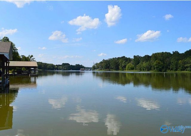 285 Jordan Drive, Centre, AL 35960