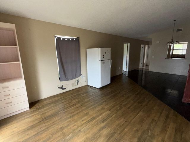 1543 N TUTTLE AVENUE, Sarasota, FL 34237