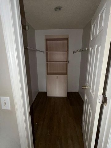 1543 N TUTTLE AVENUE, Sarasota, FL 34237