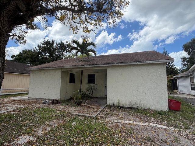1543 N TUTTLE AVENUE, Sarasota, FL 34237