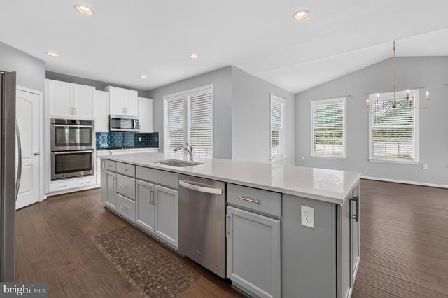 106 BRADLEY CT, Stephenson, VA 22656