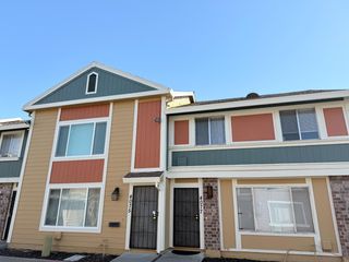 4075 Weymouth Ln, Sacramento, CA 95823