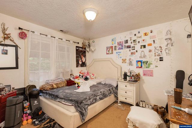 307 Sherman St, Amity, OR 97101