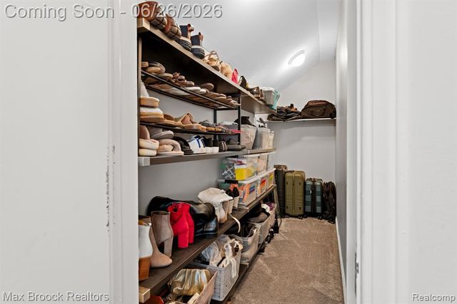 618 S Gainsborough Avenue, Royal Oak, MI 48067