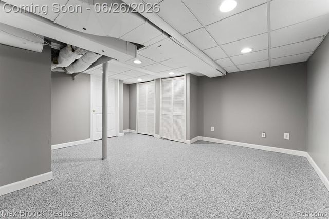 618 S Gainsborough Avenue, Royal Oak, MI 48067