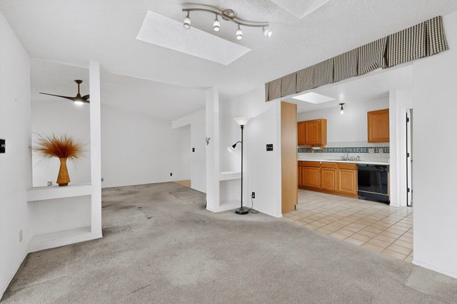 7213 Sunlight Peak Drive NE, Rio Rancho, NM 87144