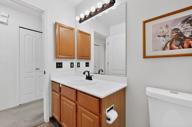 7213 Sunlight Peak Drive NE, Rio Rancho, NM 87144