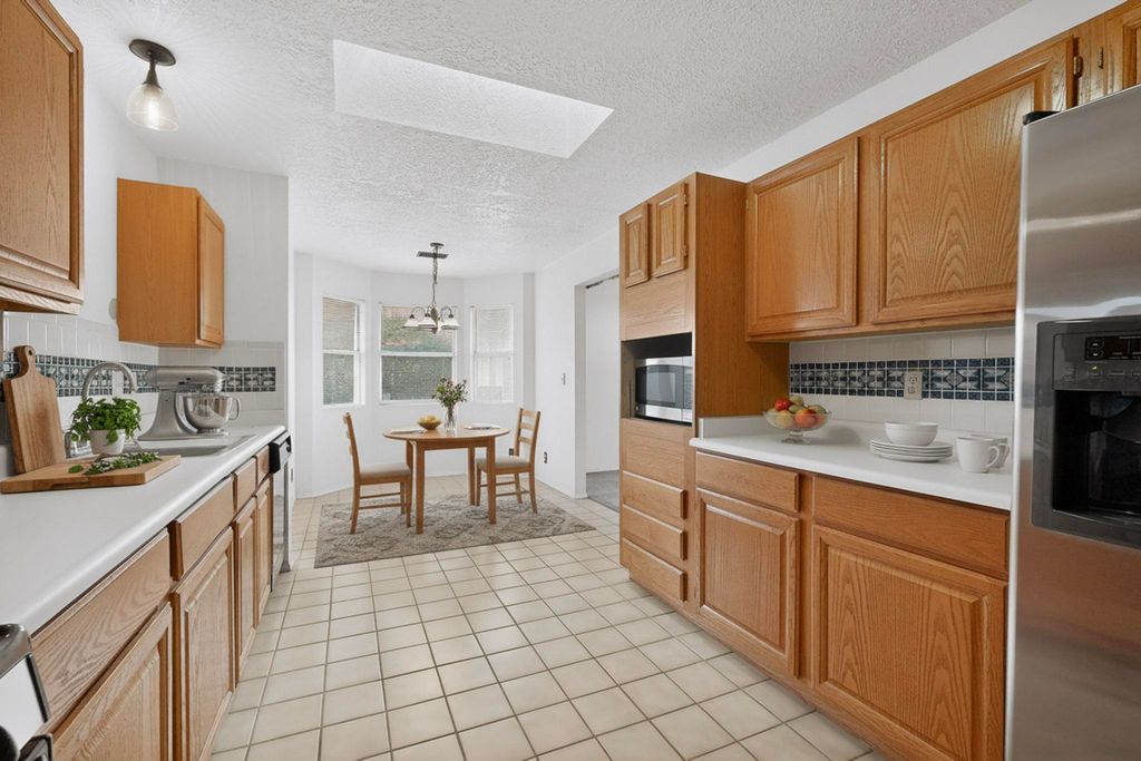 Image 24 of property listing at 7213 Sunlight Peak Drive NE, Rio Rancho, NM 87144