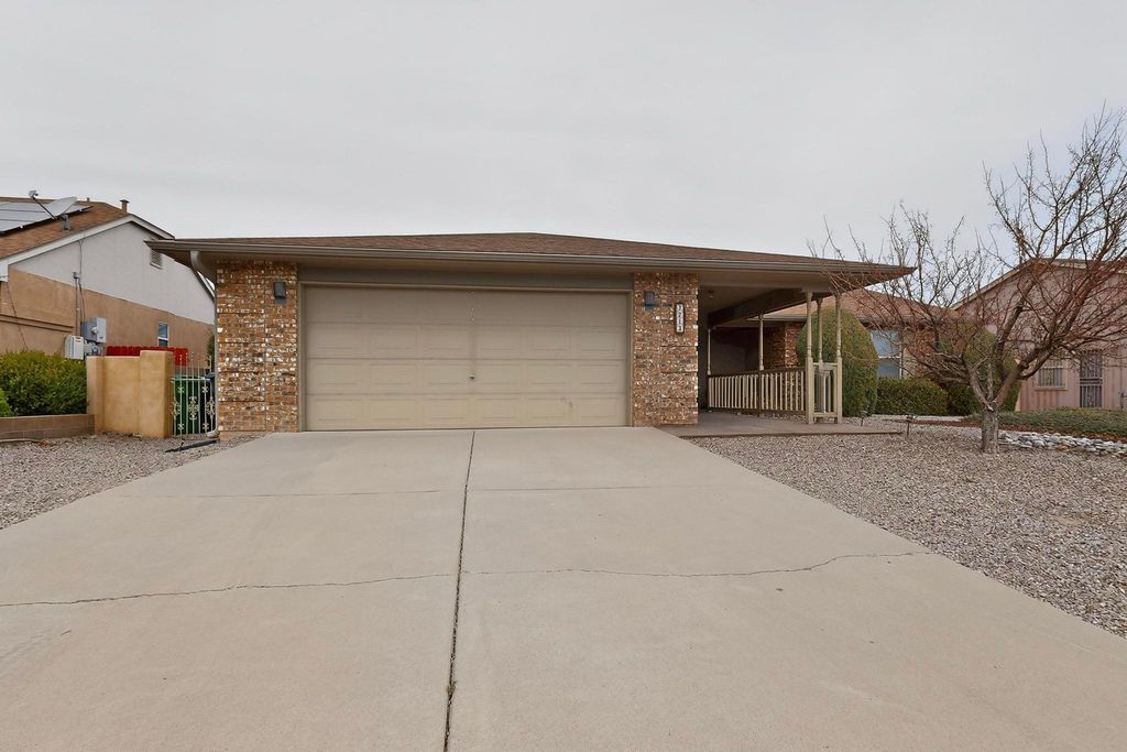 Image 51 of property listing at 7213 Sunlight Peak Drive NE, Rio Rancho, NM 87144