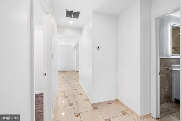 1402 STERIGERE, Norristown, PA 19403