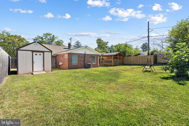 1402 STERIGERE, Norristown, PA 19403