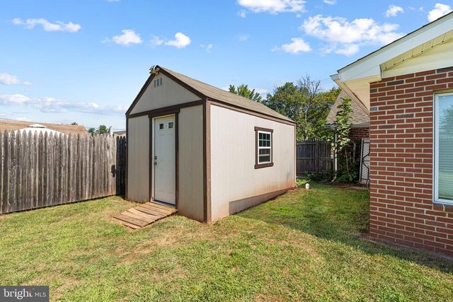 1402 STERIGERE, Norristown, PA 19403