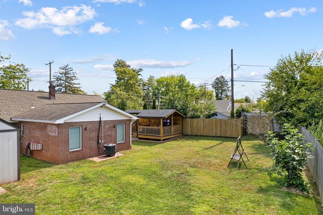 1402 STERIGERE, Norristown, PA 19403