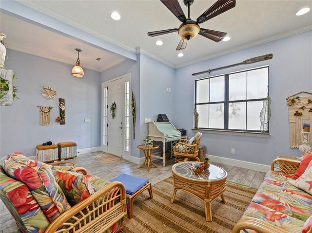 200 VINE STREET, Oviedo, FL 32765