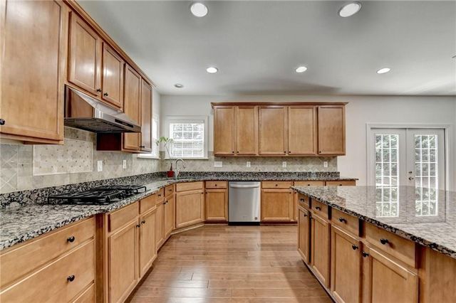 5485 Sandstone ct, Cumming, GA 30040