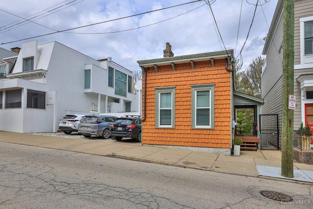982 Hatch Street, Cincinnati, OH 45208