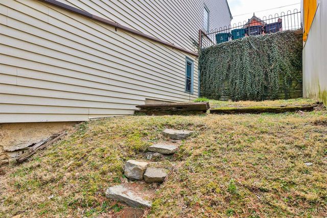 982 Hatch Street, Cincinnati, OH 45208