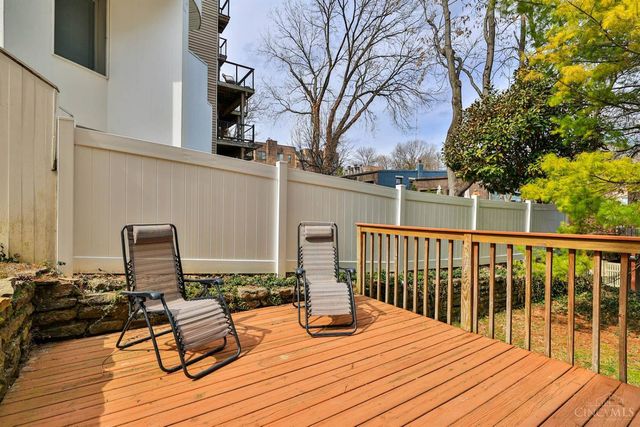 982 Hatch Street, Cincinnati, OH 45208