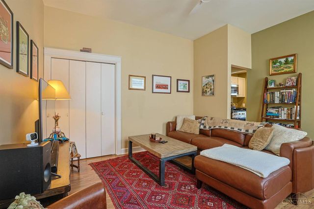 982 Hatch Street, Cincinnati, OH 45208