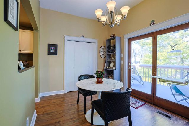 982 Hatch Street, Cincinnati, OH 45208