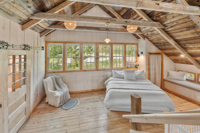 580 Cross Road, Londonderry, VT 05155