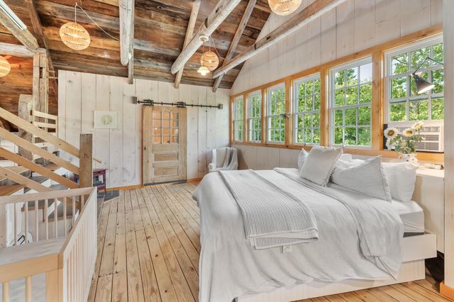 580 Cross Road, Londonderry, VT 05155