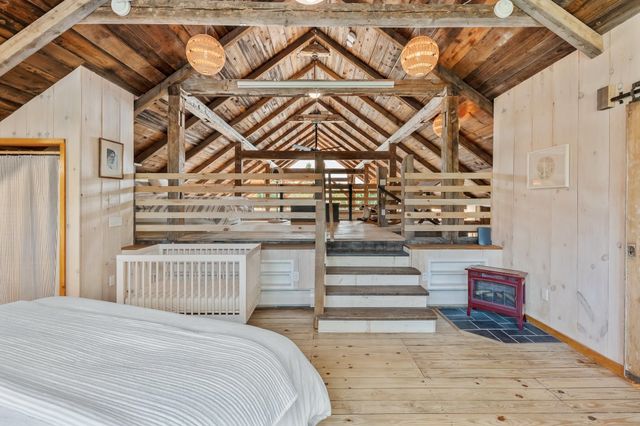 580 Cross Road, Londonderry, VT 05155