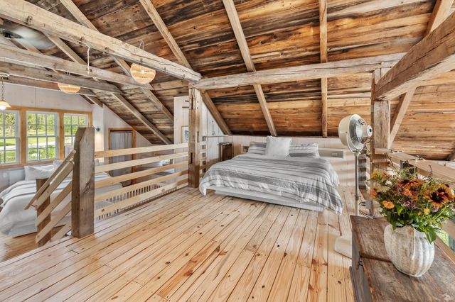 580 Cross Road, Londonderry, VT 05155