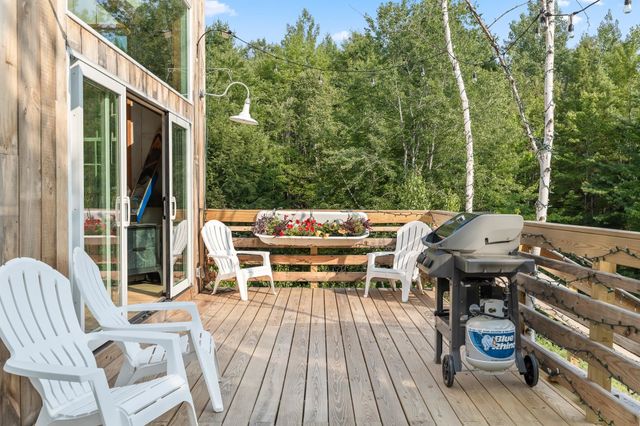 580 Cross Road, Londonderry, VT 05155