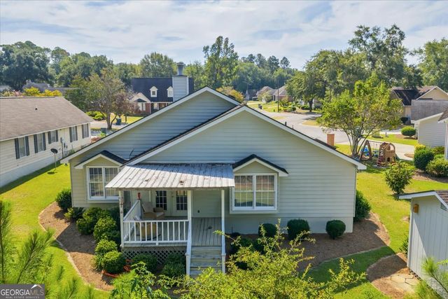 112 Oak Pointe Circle, Dublin, GA 31021