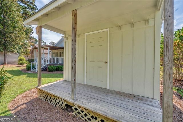 112 Oak Pointe Circle, Dublin, GA 31021