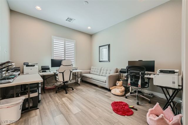 9935 Zakos Court, Las Vegas, NV 89149