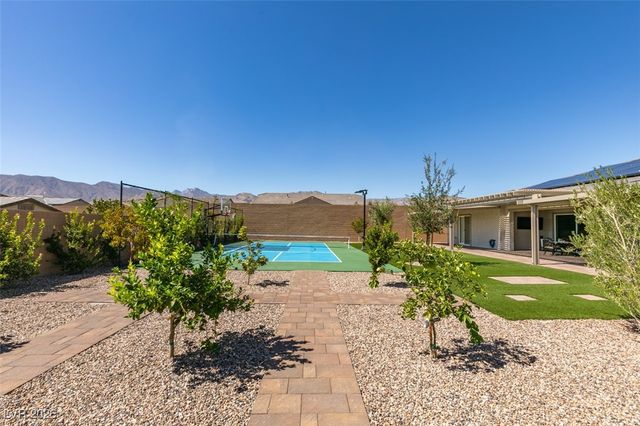 9935 Zakos Court, Las Vegas, NV 89149