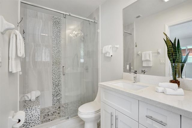 2129 NE 62nd St, Fort Lauderdale, FL 33308