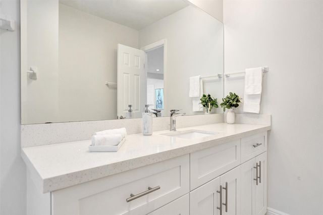 2129 NE 62nd St, Fort Lauderdale, FL 33308