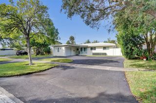 2129 NE 62nd St, Fort Lauderdale, FL 33308
