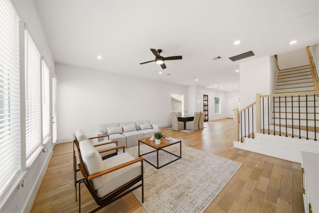 6011 Maxie Street, Houston, TX 77007