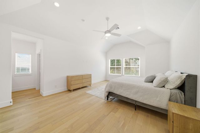 6011 Maxie Street, Houston, TX 77007