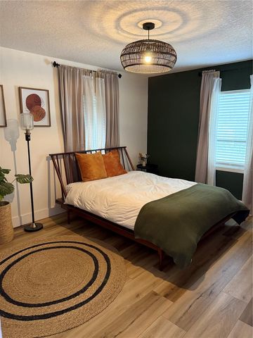 1024 SYLVIA LANE, Tampa, FL 33613