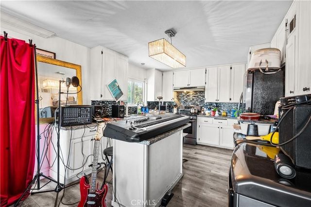 2517 W Beverly Boulevard, Montebello, CA 90640