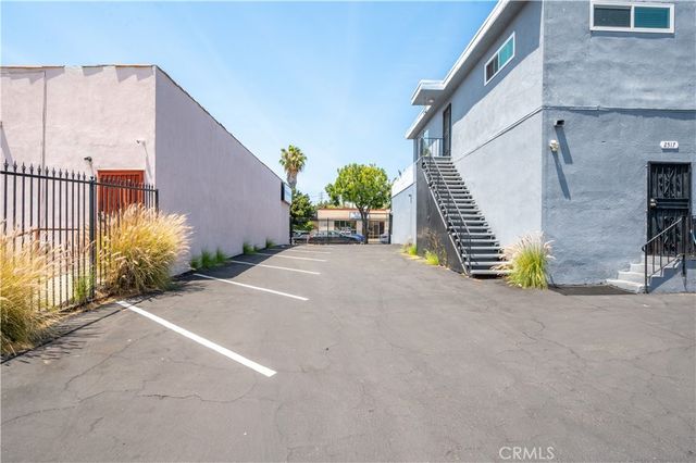 2517 W Beverly Boulevard, Montebello, CA 90640