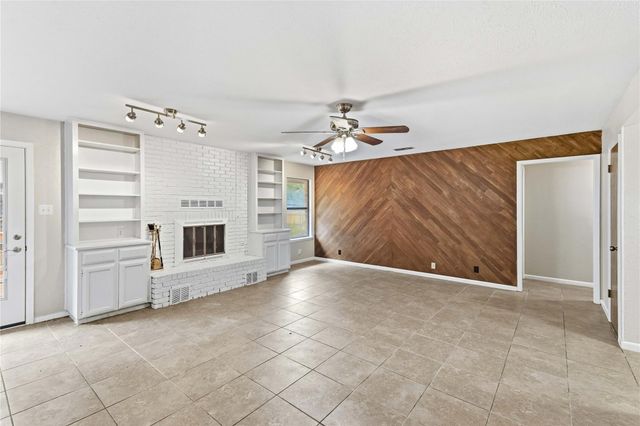 6103 Smith Oak TRL, Austin, TX 78749