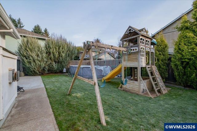 229 Hazelbrook Dr N, Keizer, OR 97303