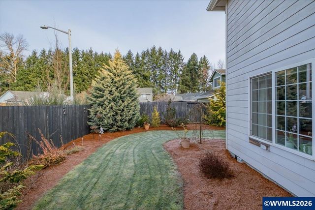 229 Hazelbrook Dr N, Keizer, OR 97303