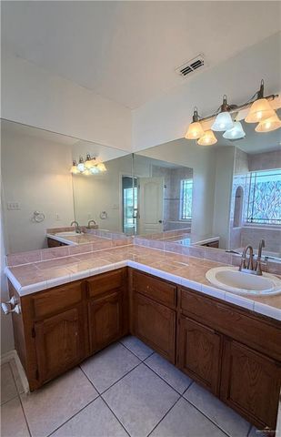 1929 E 21st Street S, Mission, TX 78572