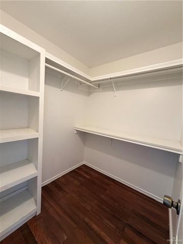 1929 E 21st Street S, Mission, TX 78572