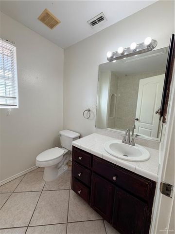 1929 E 21st Street S, Mission, TX 78572