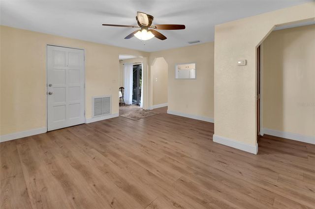 60 MADERA ROAD, Debary, FL 32713