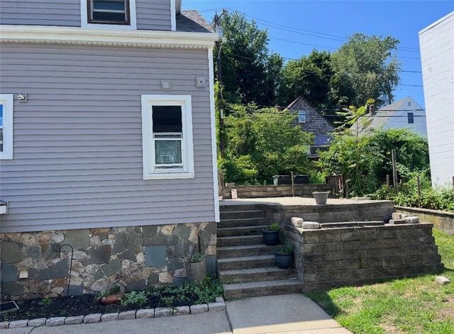 16 Hedley Street, Johnston, RI 02919